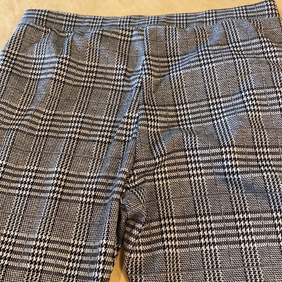 H&M pants - Picture 3 of 3